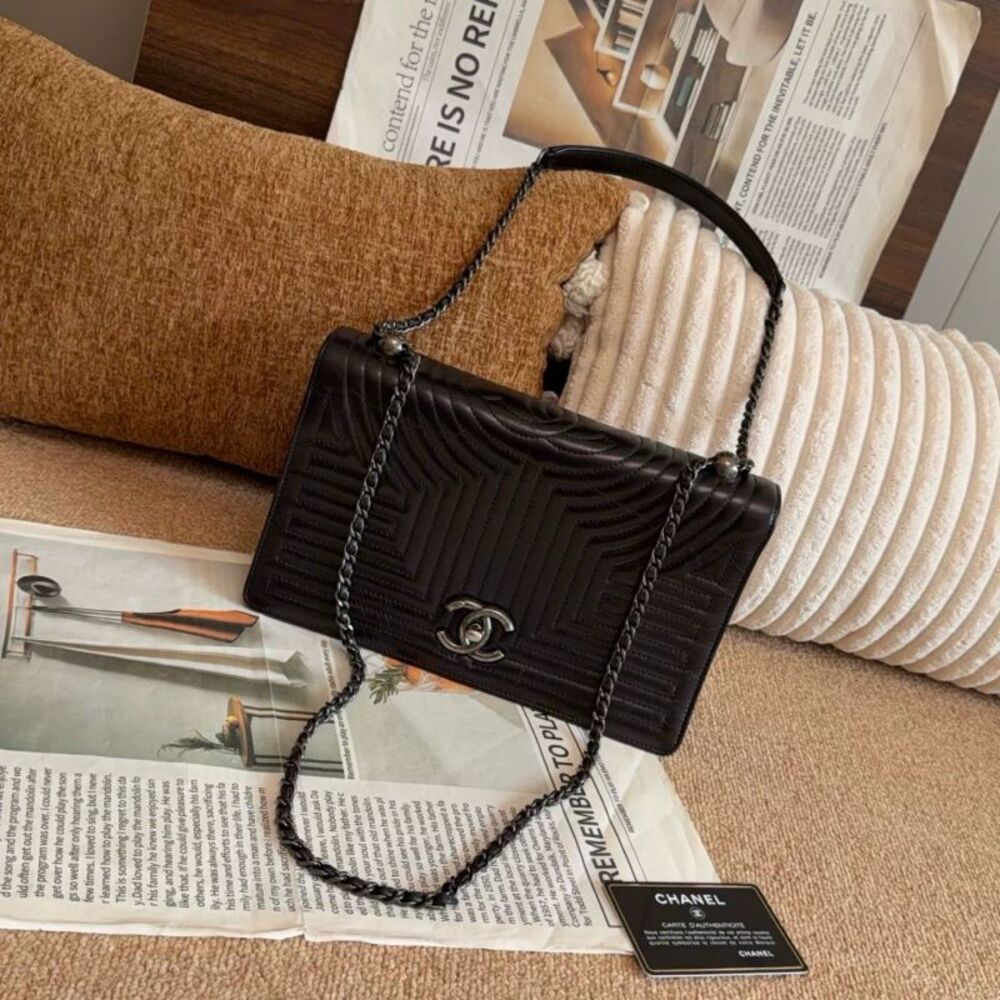 Chanel Women Pre-Loved Bag Very Good Condition